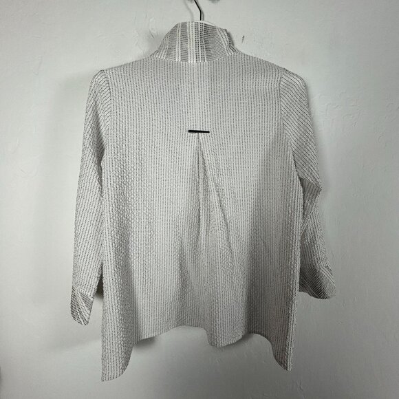 Habitat Womens Textured Button-Up Shirt Woven Stripe Pattern Black & White Small - Picture 2 of 8